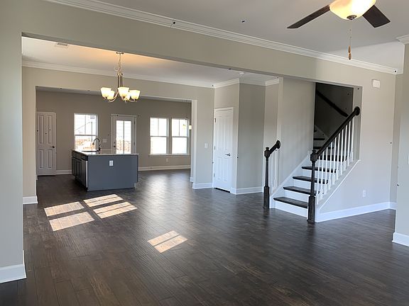 5th image of 2315 Fairchild Circle 172