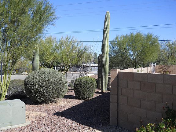 5th image of 148 N Desert Stream Dr W