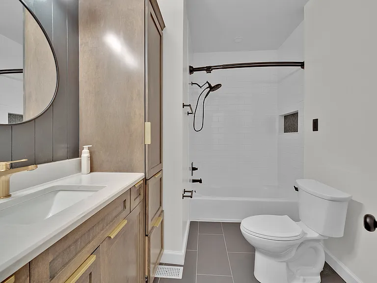 30 W Jackson Rd — Photo 9