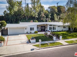 23720 Lund St, Woodland Hills, CA 91367