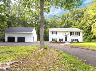 389 Central Pike, Scituate, RI 02857