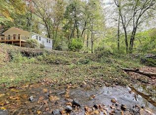 1559 Konahetah Dr, Hiawassee, GA 30546