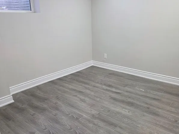 420 Winfield Ter, Mississauga, ON L5R 1P2