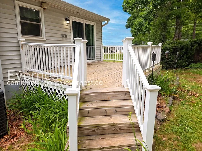 12409 Salient Ln — Photo 21