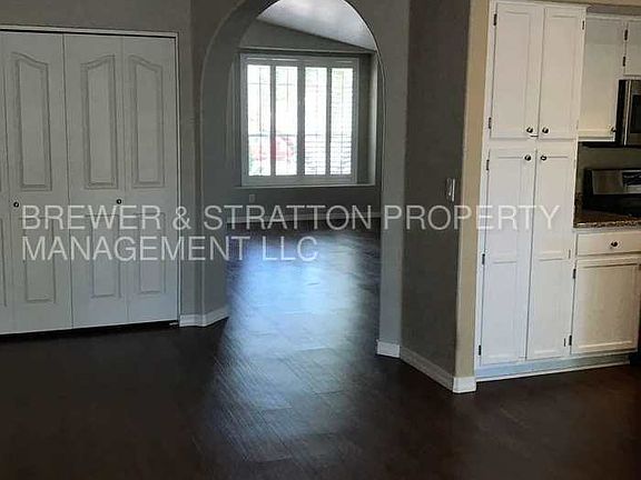 4th image of 7505 E Lompoc Ave