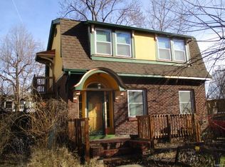 9 Hortus Ct, Saint Louis, MO 63110