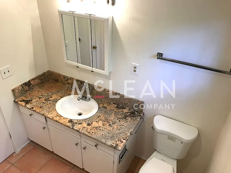 630 S Grenfall Rd #3 — Photo 8