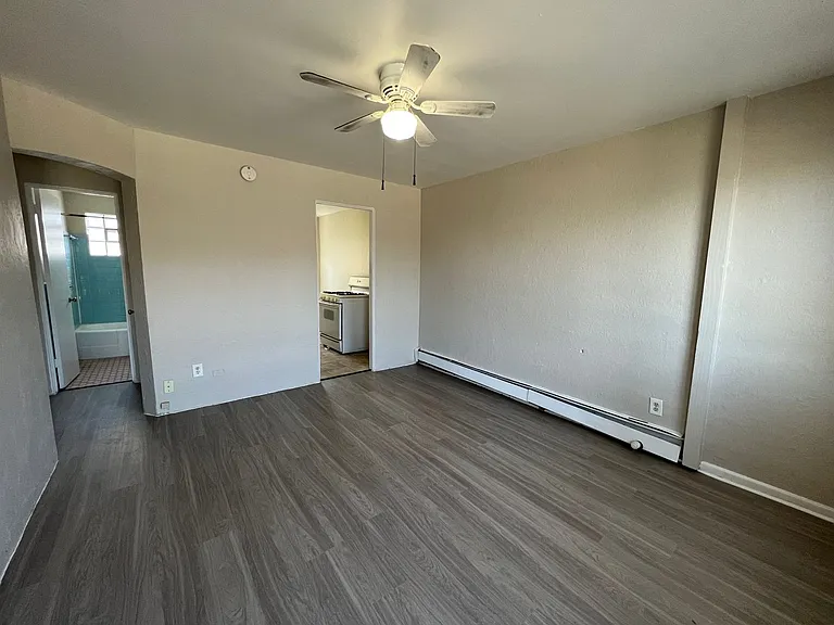 1457 Kenton St #502 — Photo 5