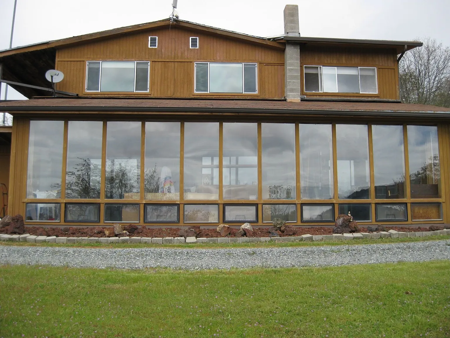100 Lance Dr photo 1