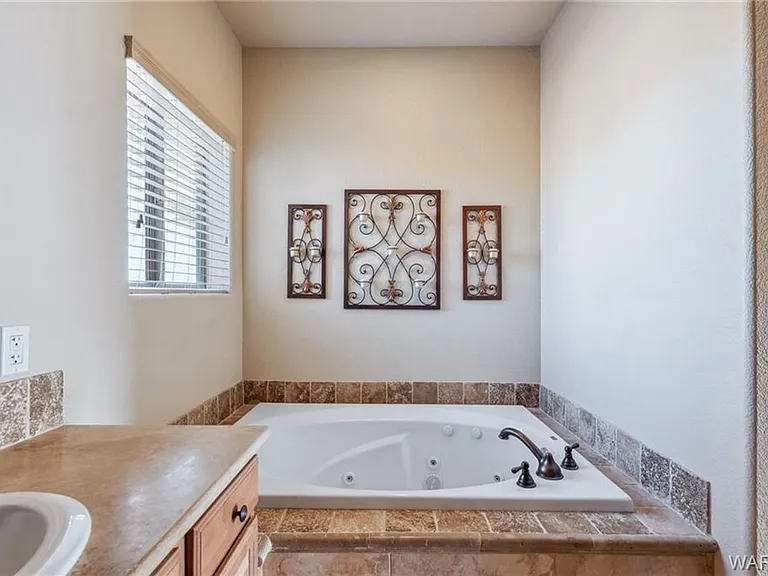 890 Florence #218 — Photo 20