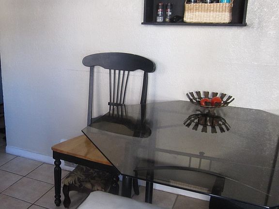 Dining/Kitchen