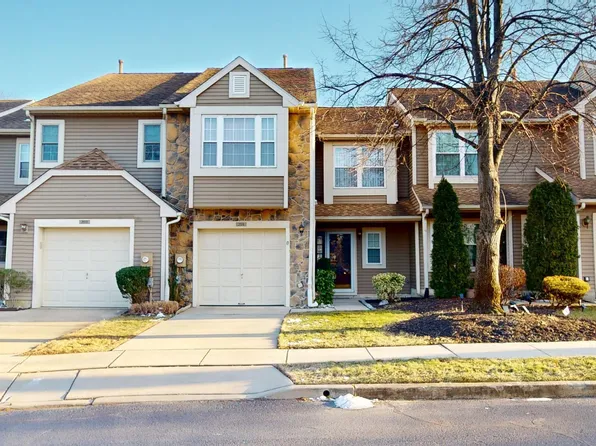 204 Masters Dr, Blackwood, NJ 08012