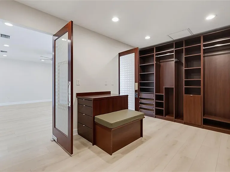 24 Adalia Ave — Photo 44