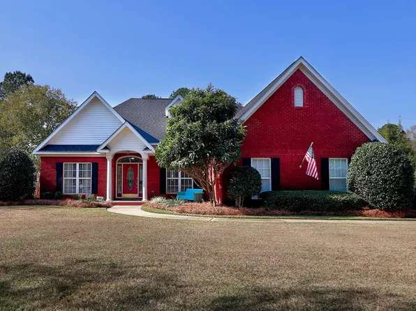 702 Edinburgh Way, Dothan, AL 36305