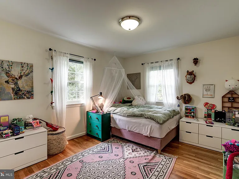 7525 Cayuga Ave — Photo 31