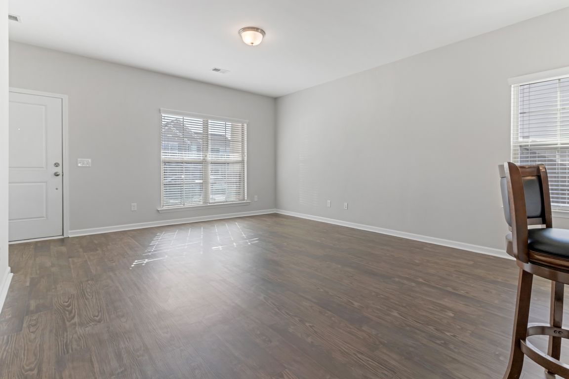 next background image