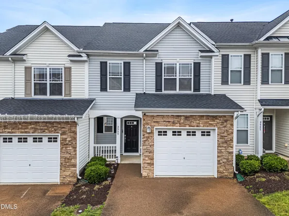 2525 Asher View Ct, Raleigh, NC 27606