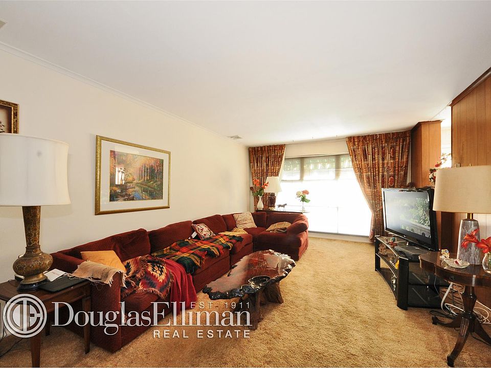 1st image of 554 Alan Pl