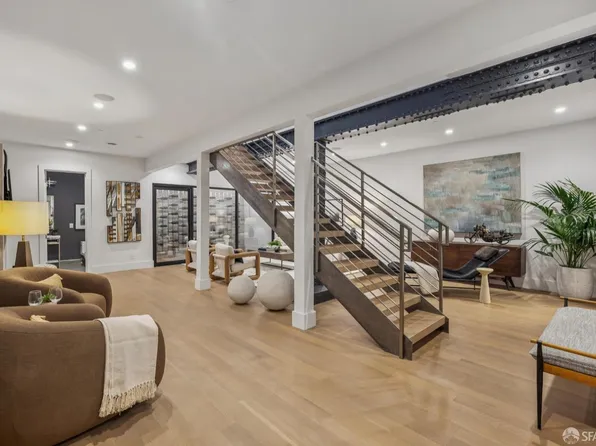 1533 Pacific Ave, San Francisco, CA 94109