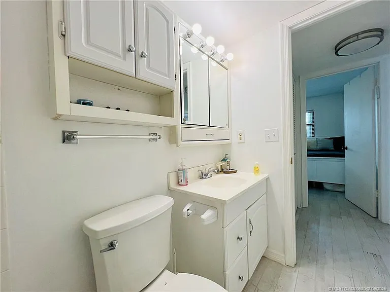 9400 S Ocean Dr #707 — Photo 34