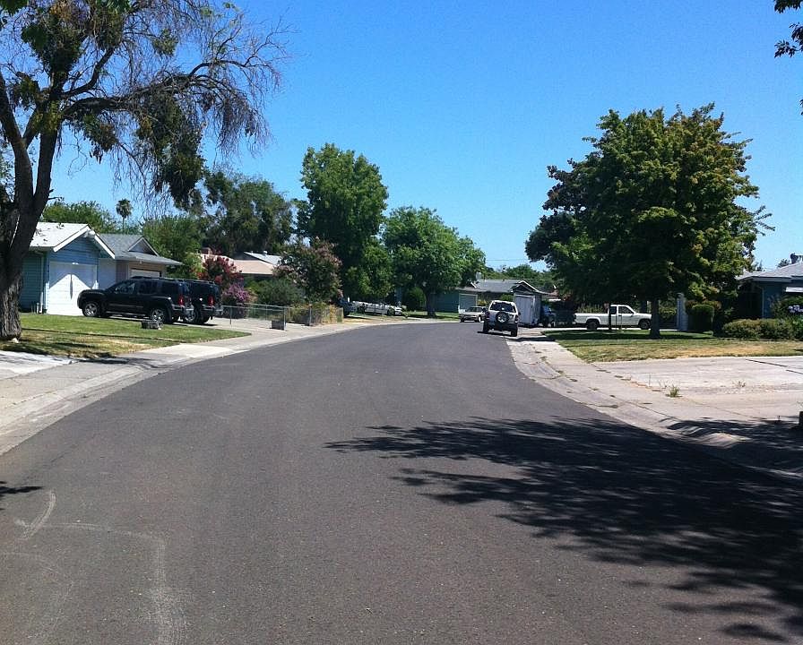 2nd image of 5613 Houston Way