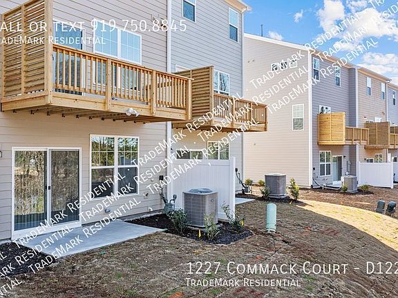 5th image of 1227 Commack Dr #D1227