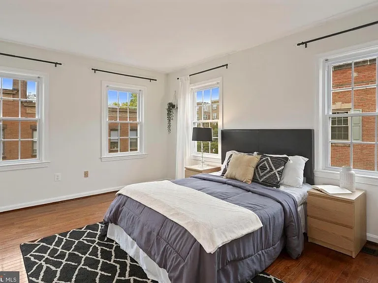 1690 Euclid St NW #B — Photo 16