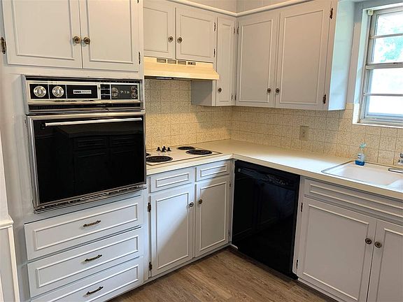 5th image of 2117 N Osage St