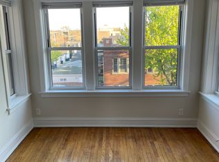 3116 W Belle Plaine Ave #2, Chicago, IL 60618