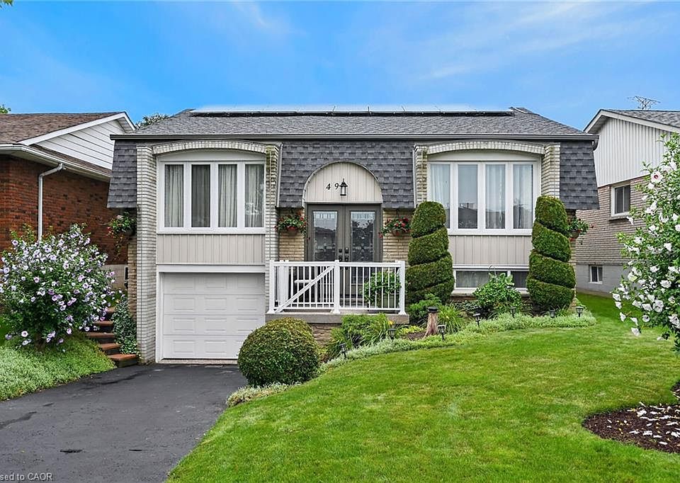 1st image of 49 Brookstream Ct