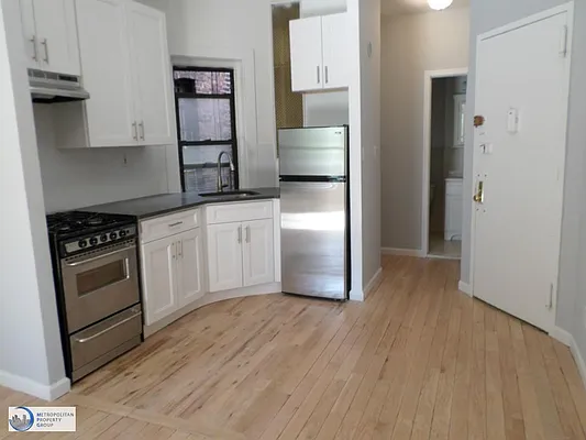 Rented by Metropolitan Property Group | media 27