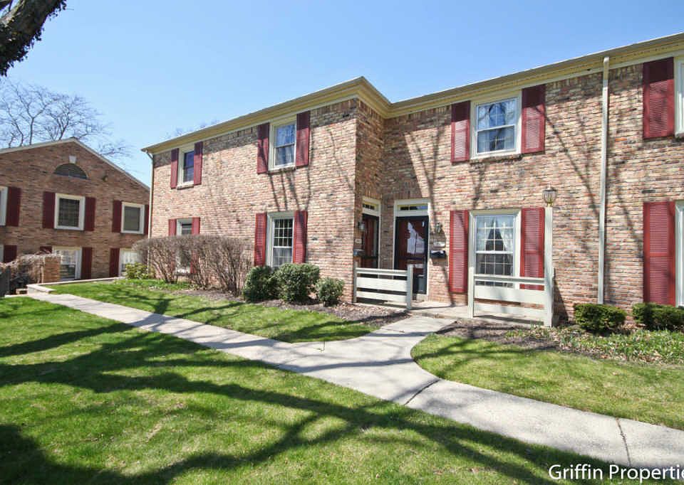 1st image of 1845 Georgetown Dr SE #10