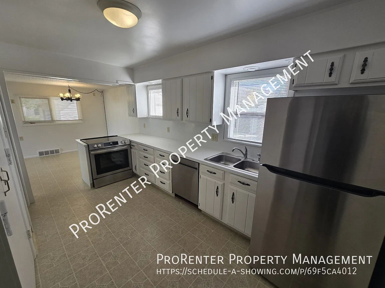 Spacious 4 Bed, 2 Bath Ogden Home — Photo 4