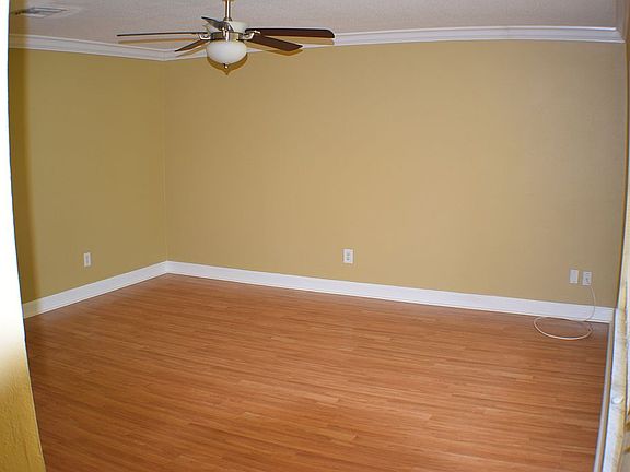 5th image of 3144 Thistlehill Dr