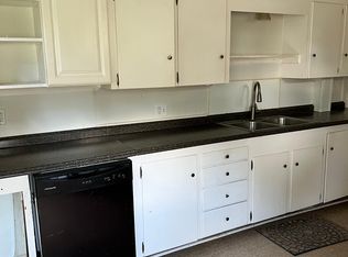 21 Brewster St #21, Rockland, ME 04841