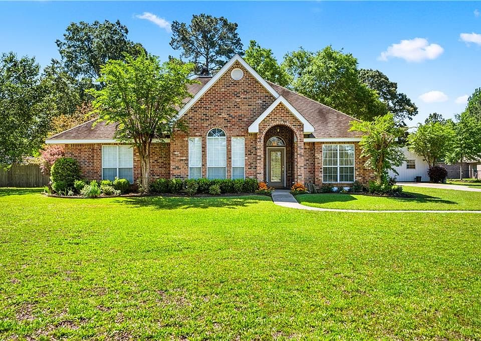 2100 Coulee Crossing Rd, Woodworth, LA 71485 Zillow