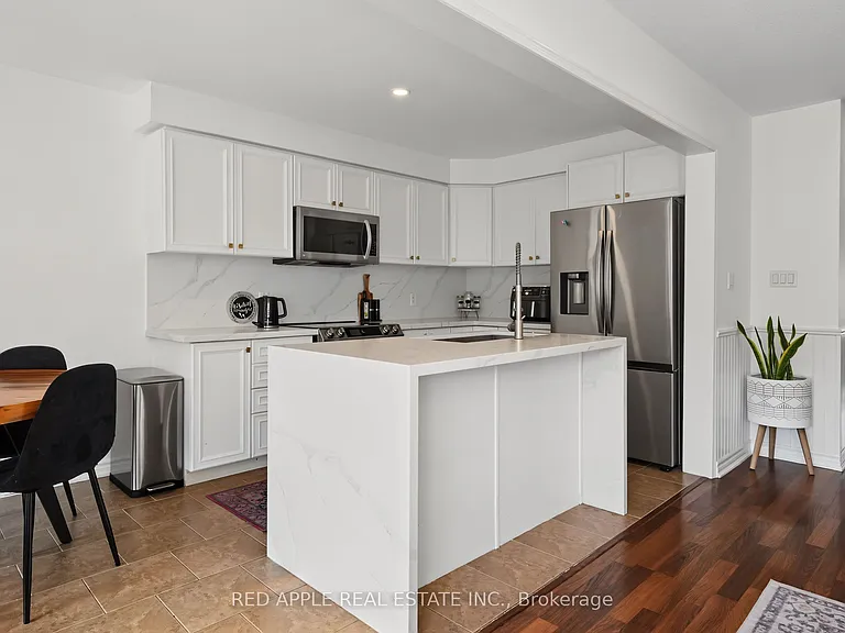 17 Booth St — Photo 14