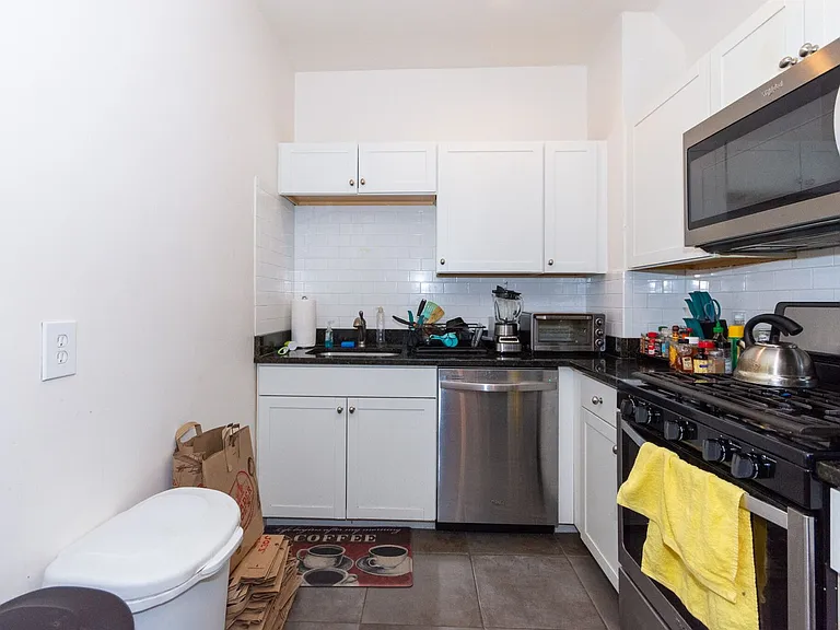 45 Brighton Ave #11K — Photo 8