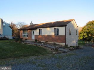 21 Carriage Cir, Oley, PA 19547