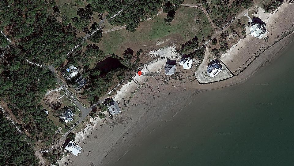 1st image of 25 Driftwood Cottage Ln