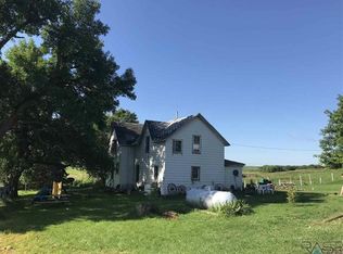 22615 Edwards Ave, Adrian, MN 56110