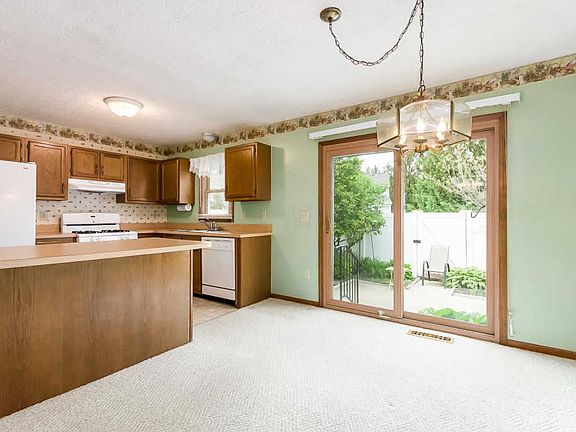 5th image of 3760 Baybridge Ln
