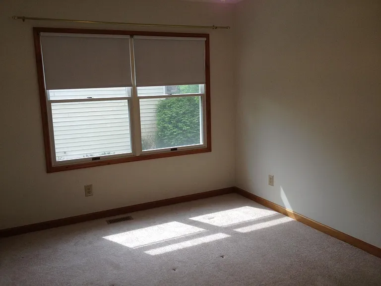 604 Breckenridge Way — Photo 11