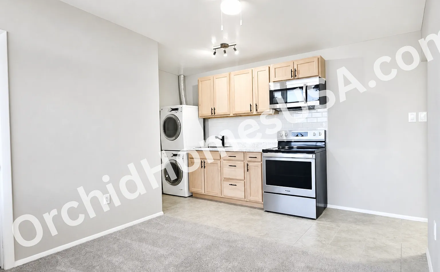 2601 East Greenway Road - #G — Photo 1