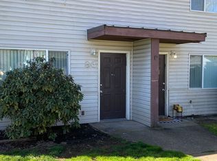 92 N 8th St #98, Creswell, OR 97426