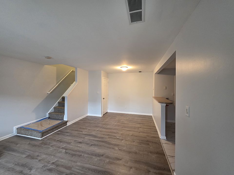 2602 Saxony Dr, Mount Laurel, NJ 08054 | Zillow