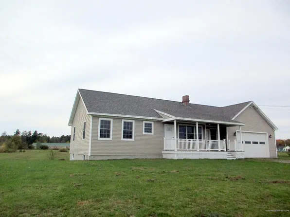 289 Neck Rd, Benton, ME 04901