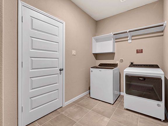 5th image of 10105 Deussen Ln