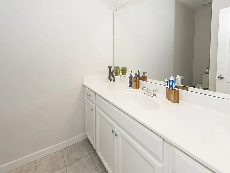 1665 Indy Dr — Photo 27