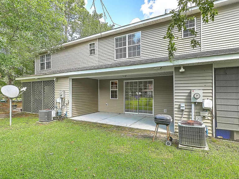 8074 Shadow Oak Dr — Photo 24